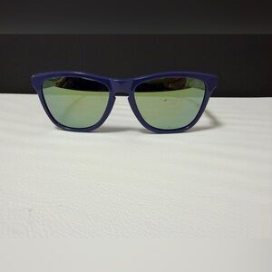 Limited Edition Oakley Frogskins – Aquatique Collection (Blue / Green)